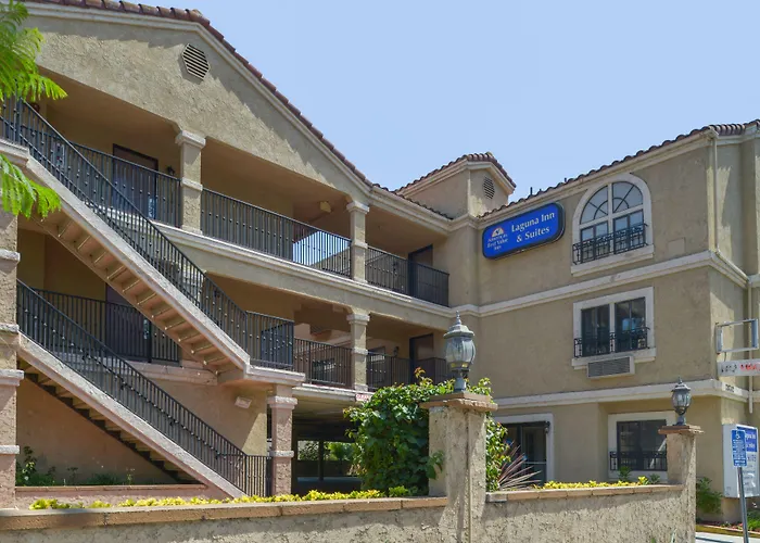 Laguna Inn And Suites